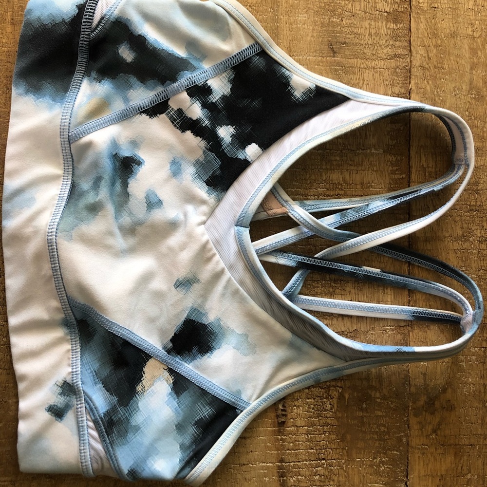 COPY - Lululemon bra sz. 4